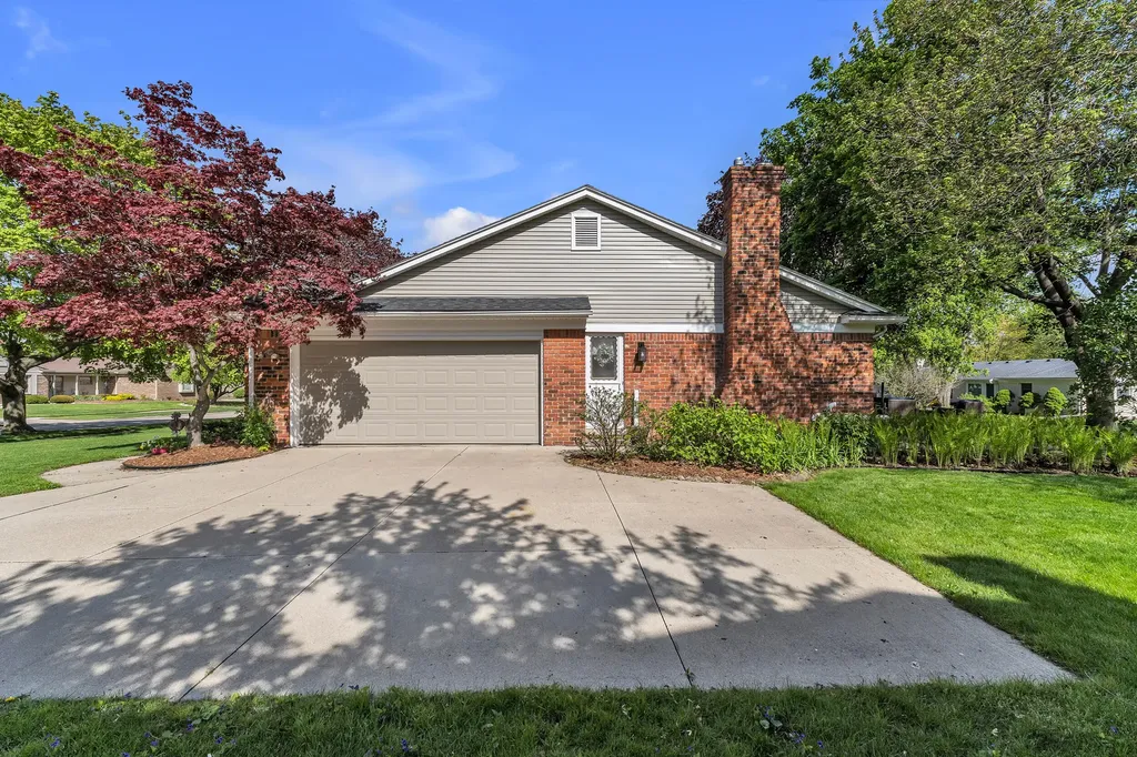11201 Academy Court Plymouth Charter Township MI 48170