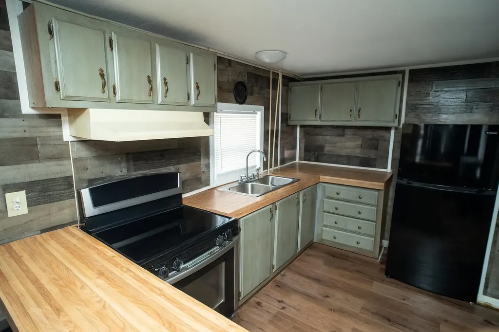 1570 Ryno Road Big Creek Township MI 48636