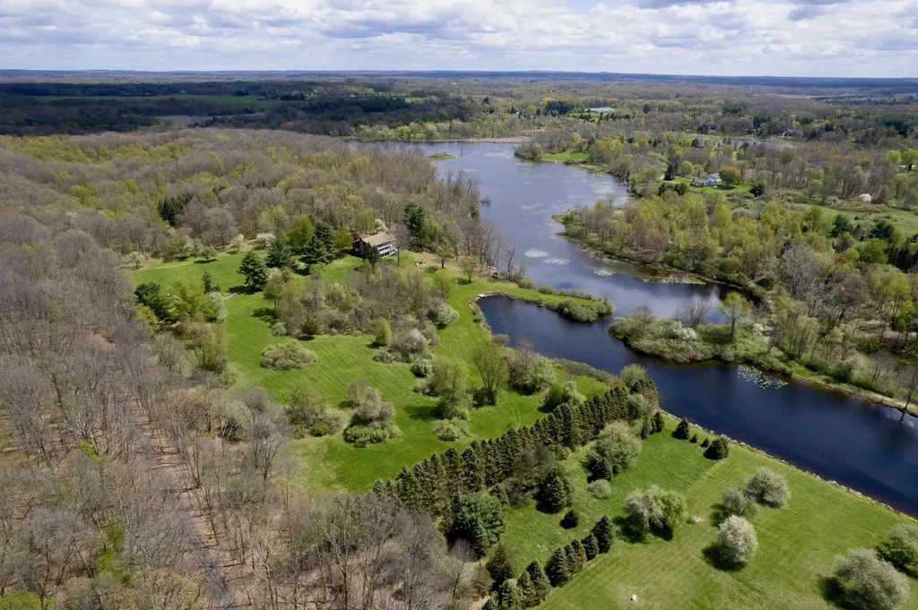 6270 Mack Road Deerfield Township MI 48855
