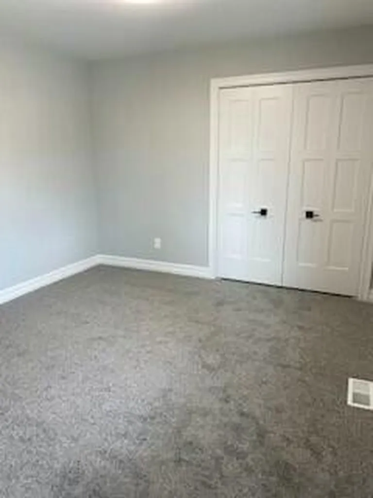 733 Britt Circle Drive Dundee Village MI 48131