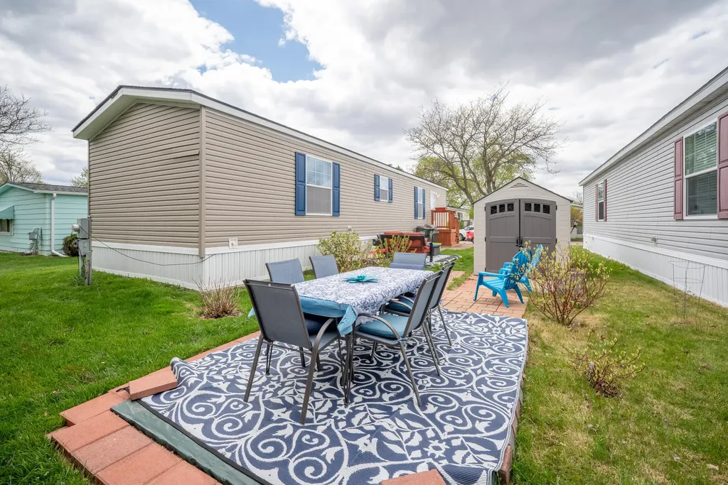 183 Flicker Street Rochester Hills City MI 48309