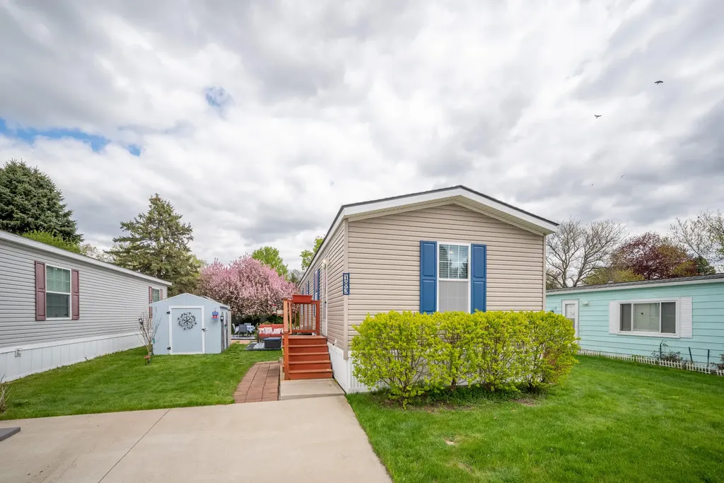 183 Flicker Street Rochester Hills City MI 48309
