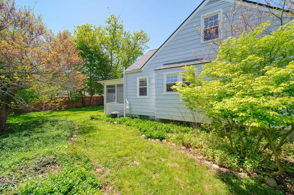 304 Chippewa Street Tecumseh City MI 49286