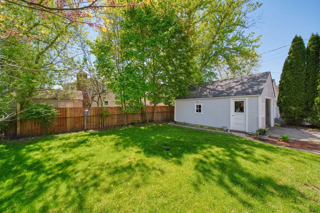 304 Chippewa Street Tecumseh City MI 49286