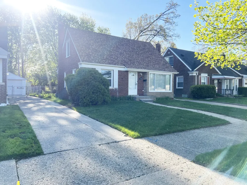 7730 Chatham Wayne City MI 48239
