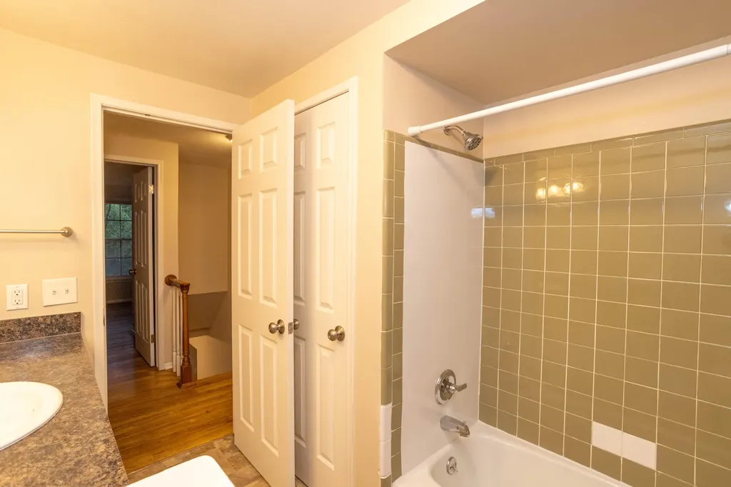 3356 Tacoma Circle Ann Arbor City MI 48108