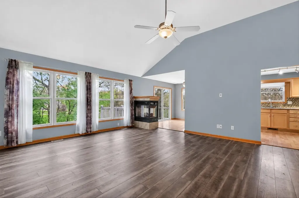 2112 Scenic Hills Drive Leoni Township MI 49201