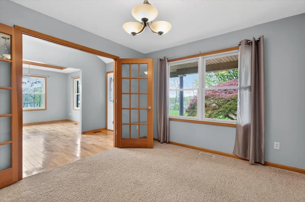 2112 Scenic Hills Drive Leoni Township MI 49201