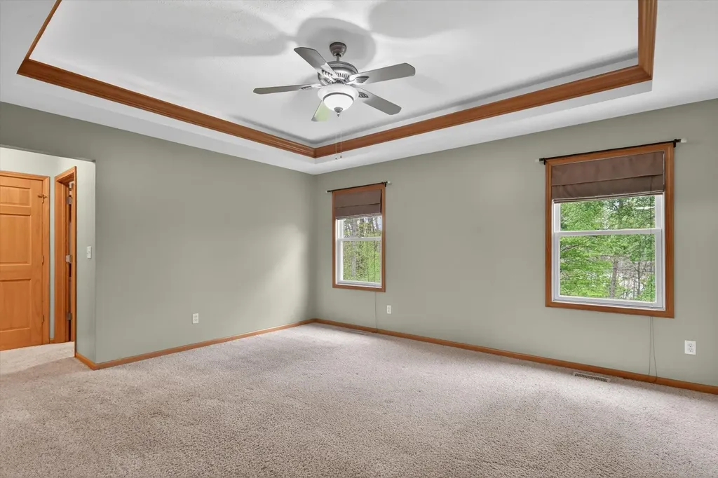 2112 Scenic Hills Drive Leoni Township MI 49201
