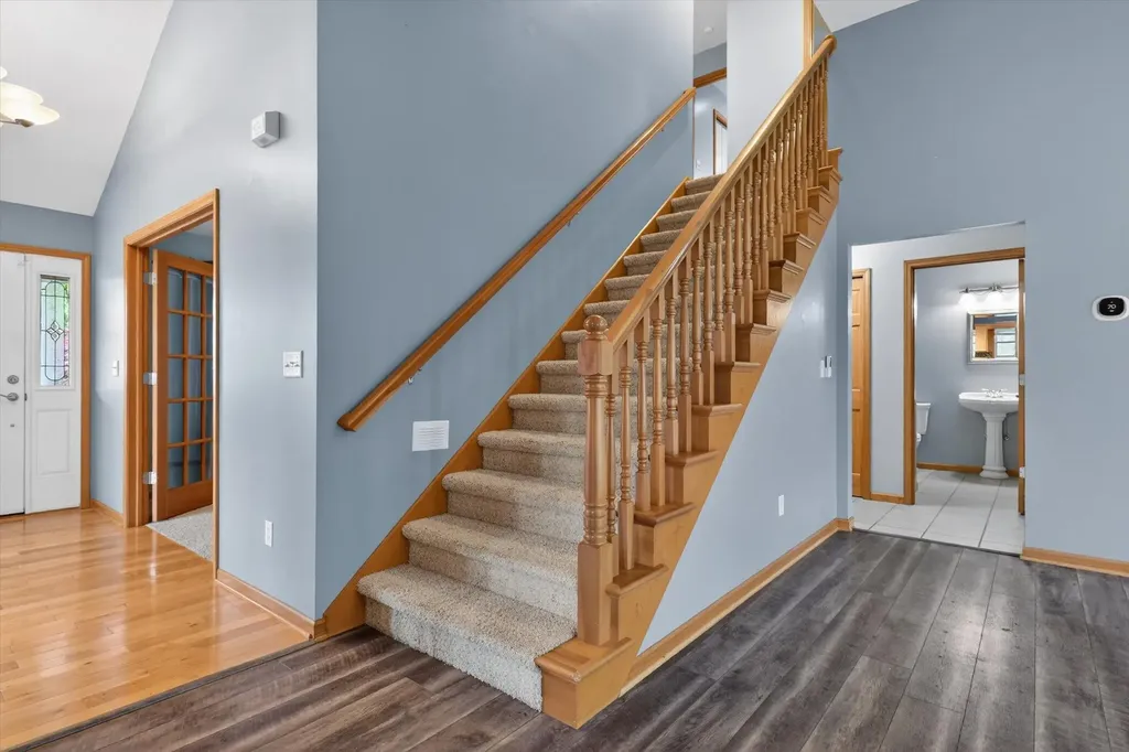 2112 Scenic Hills Drive Leoni Township MI 49201