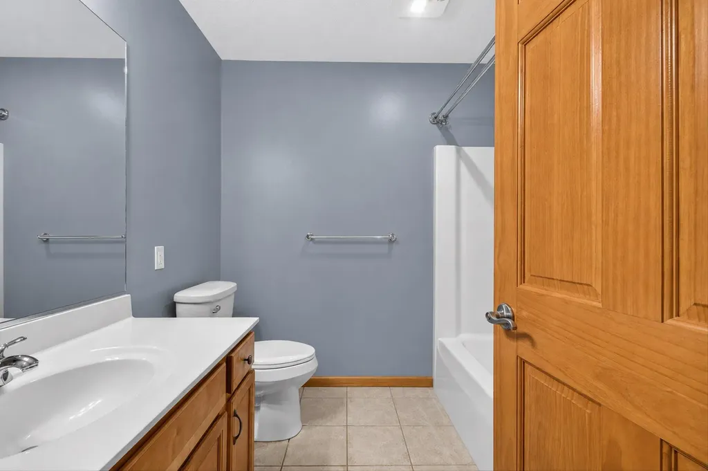 2112 Scenic Hills Drive Leoni Township MI 49201