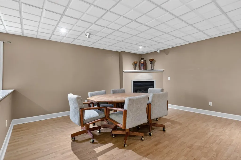 2112 Scenic Hills Drive Leoni Township MI 49201