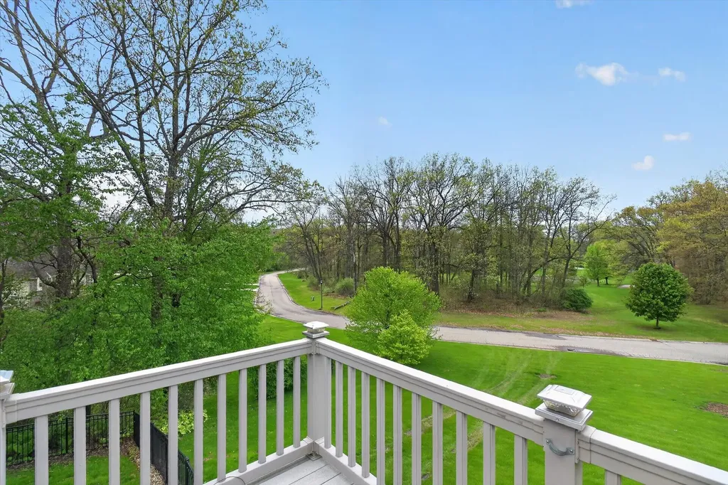2112 Scenic Hills Drive Leoni Township MI 49201