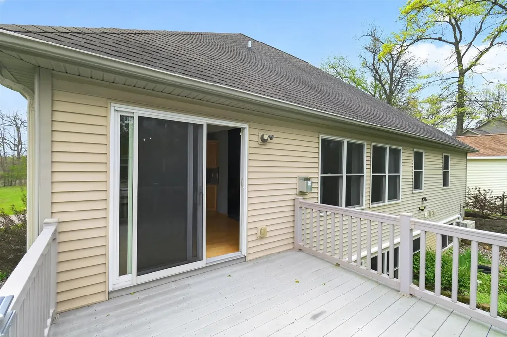 2112 Scenic Hills Drive Leoni Township MI 49201