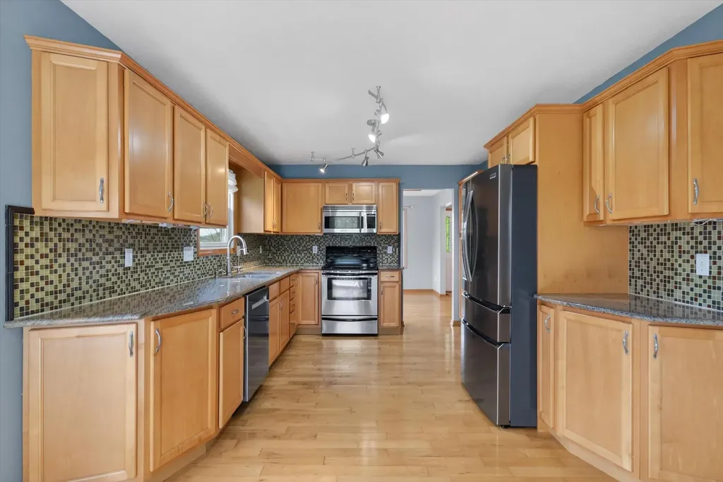 2112 Scenic Hills Drive Leoni Township MI 49201