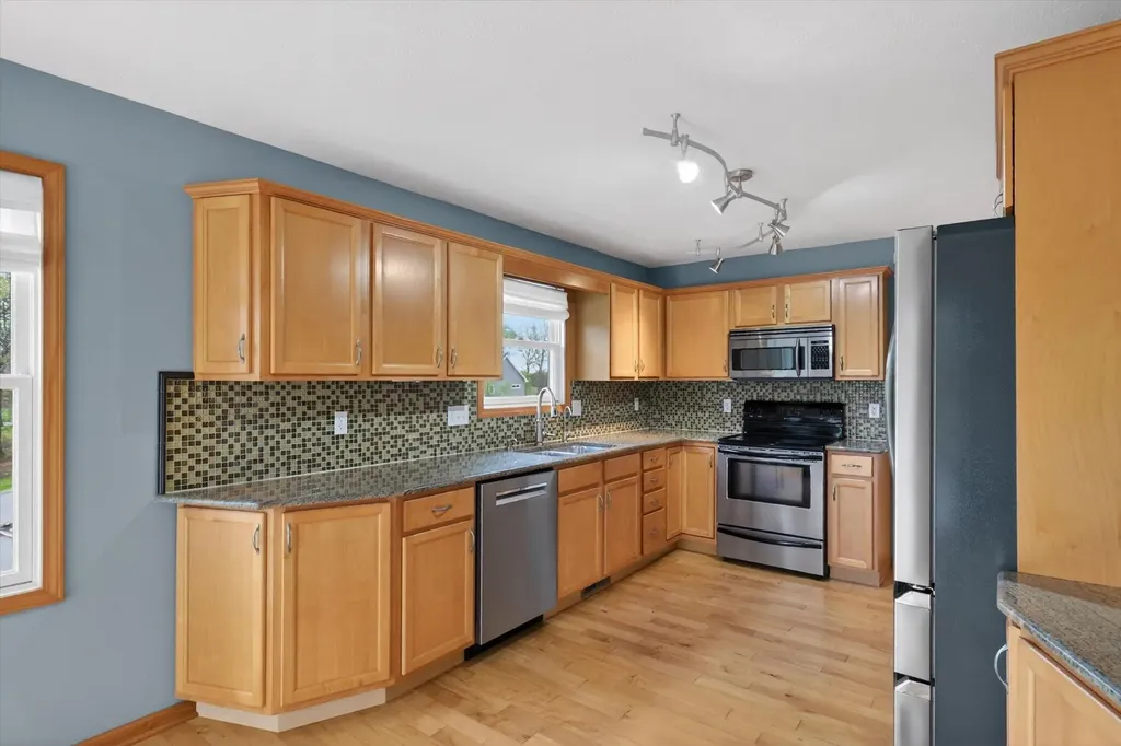 2112 Scenic Hills Drive Leoni Township MI 49201