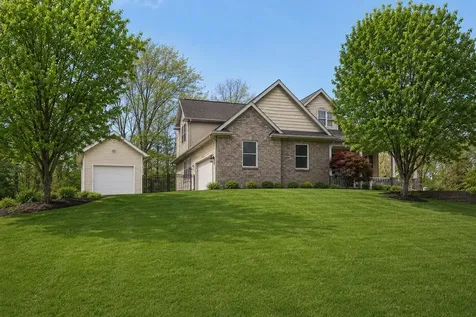 2112 Scenic Hills Drive Leoni Township MI 49201