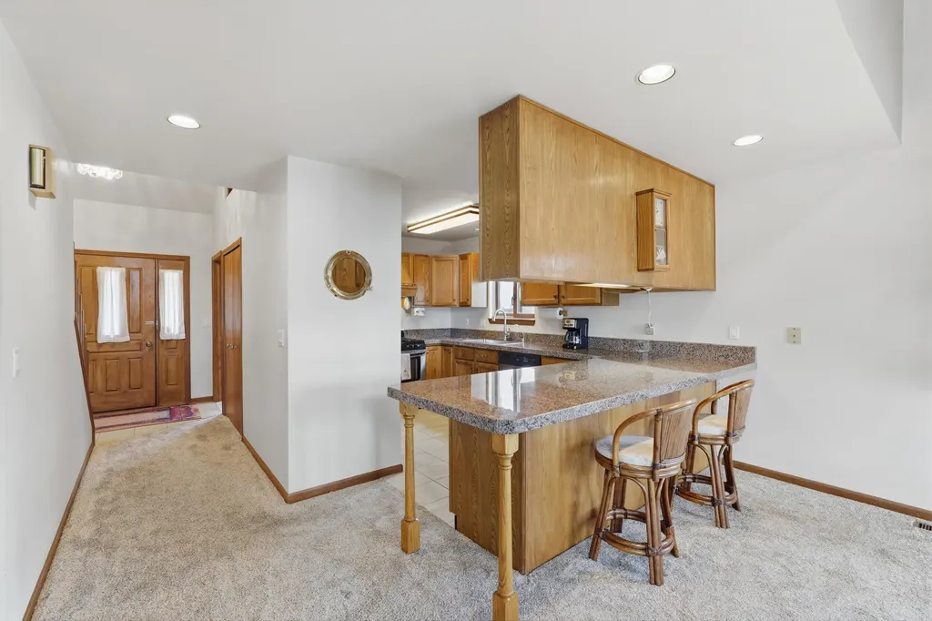 3750 Loch Drive Highland Charter Township MI 48357