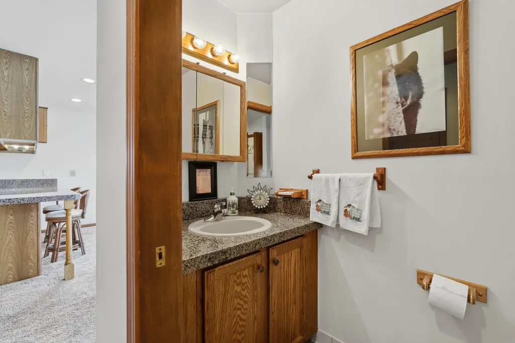 3750 Loch Drive Highland Charter Township MI 48357