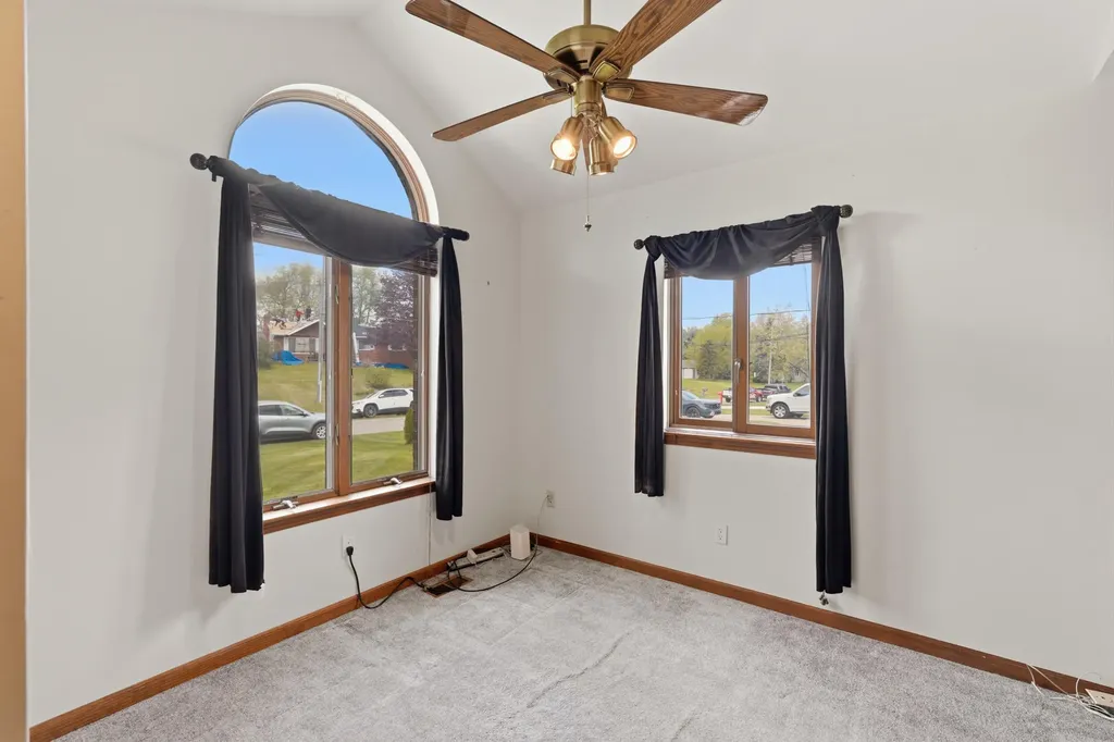 3750 Loch Drive Highland Charter Township MI 48357