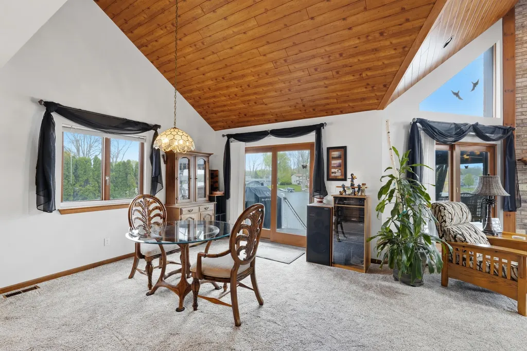 3750 Loch Drive Highland Charter Township MI 48357