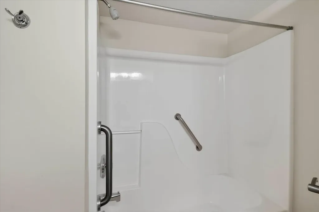 1571 Long Meadow Trail Pittsfield Charter Township MI 48108