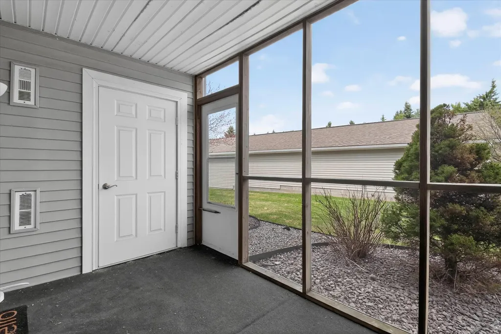 1571 Long Meadow Trail Pittsfield Charter Township MI 48108