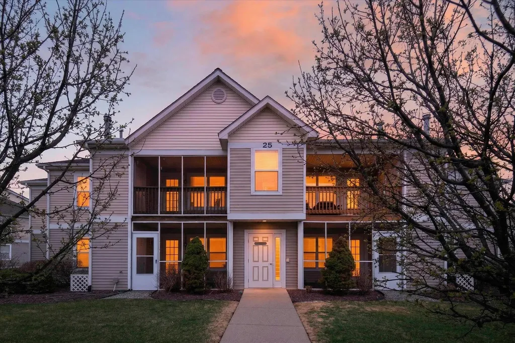 1571 Long Meadow Trail Pittsfield Charter Township MI 48108