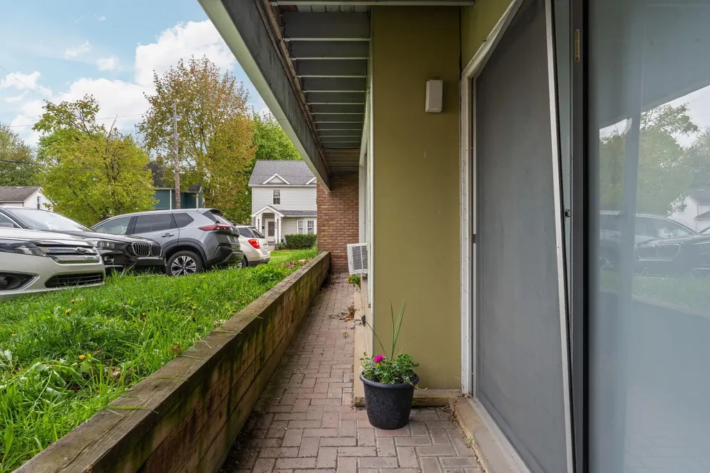 207 Ballard Street Ypsilanti City MI 48197