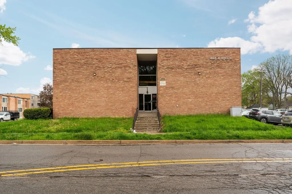 207 Ballard Street Ypsilanti City MI 48197