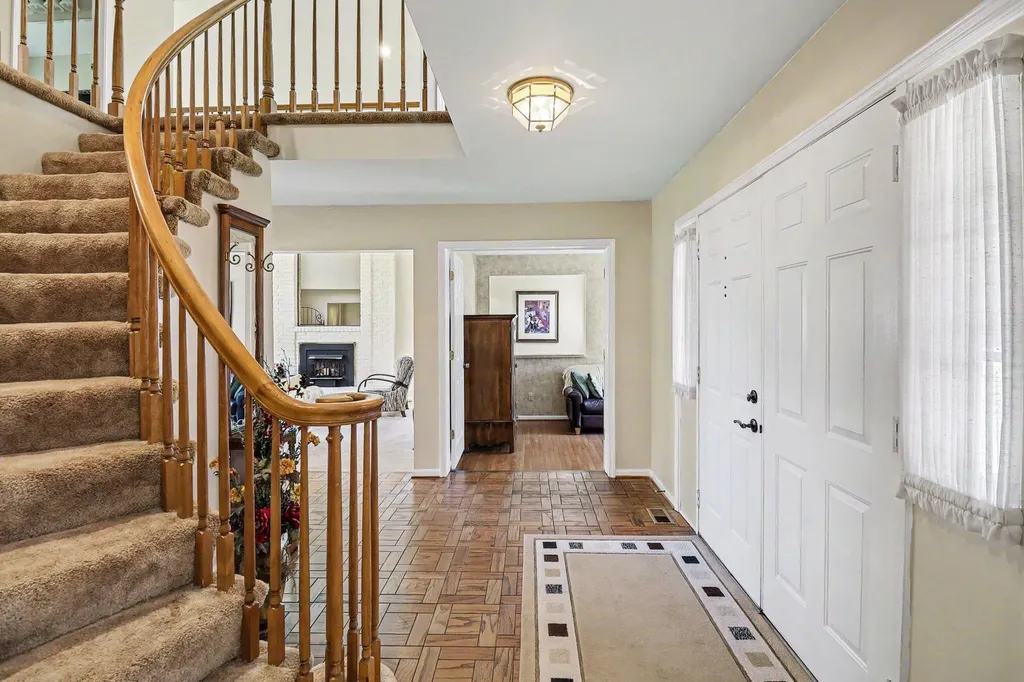 273 Eckford Drive Troy City MI 48085
