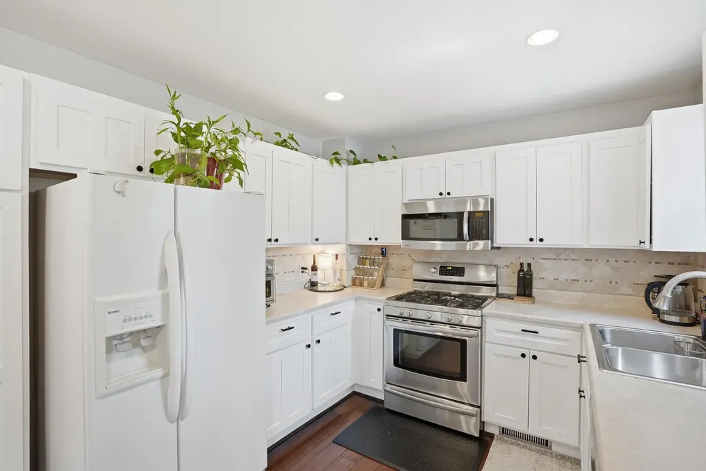 5426 New Meadow Drive Ypsilanti Charter Township MI 48197