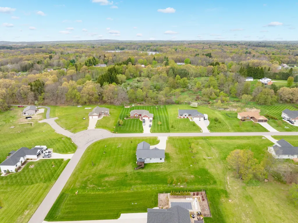 679 Pheasant Ridge Drive Brandon Charter Township MI 48462