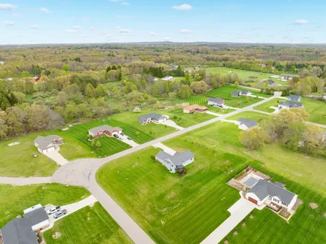 679 Pheasant Ridge Drive Brandon Charter Township MI 48462