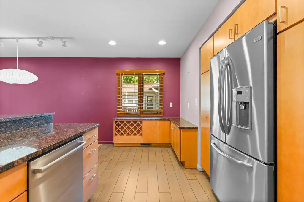 792 Knollwood Court Saline City MI 48176