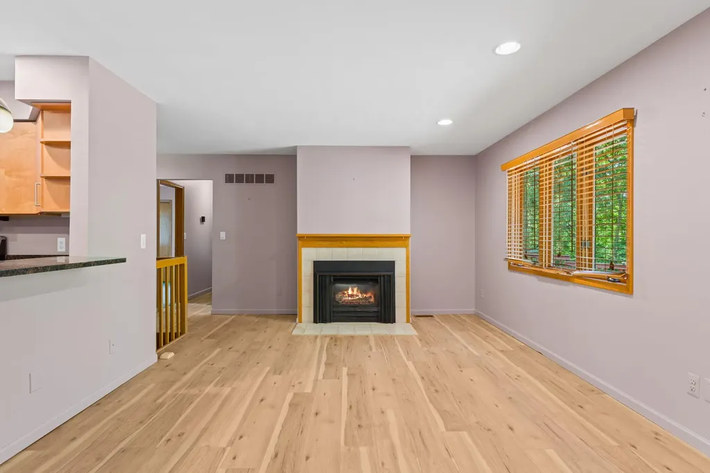 792 Knollwood Court Saline City MI 48176