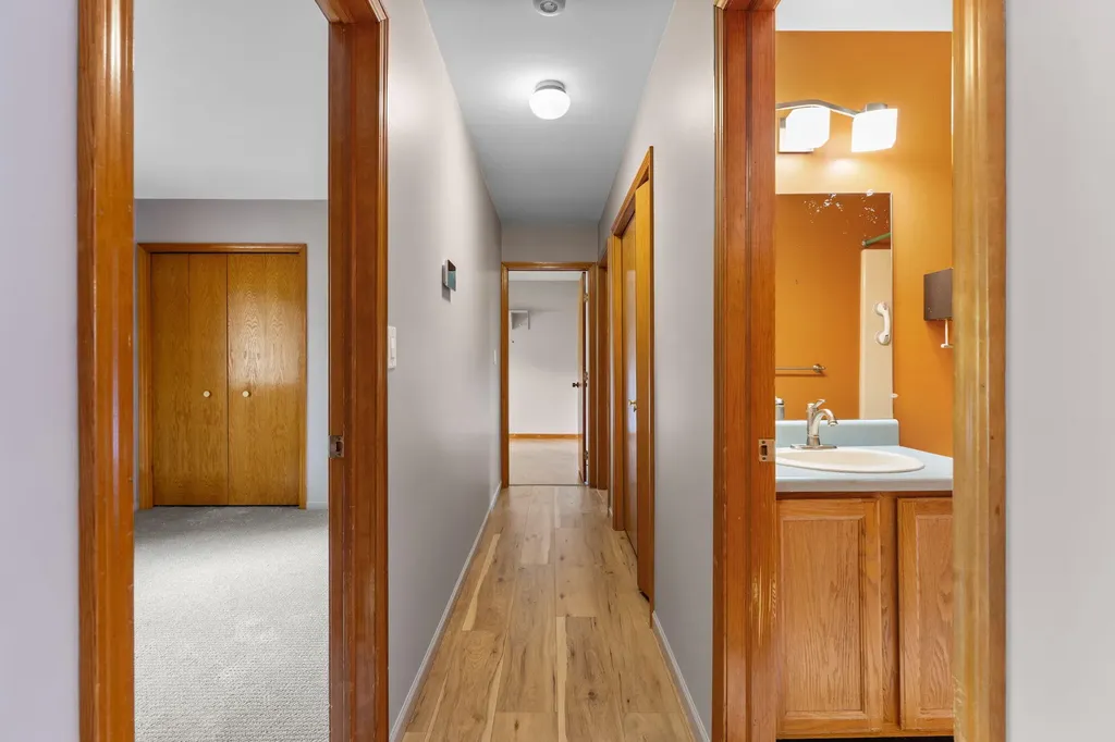 792 Knollwood Court Saline City MI 48176