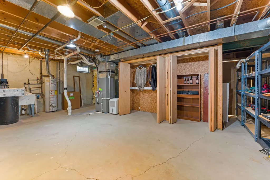 792 Knollwood Court Saline City MI 48176