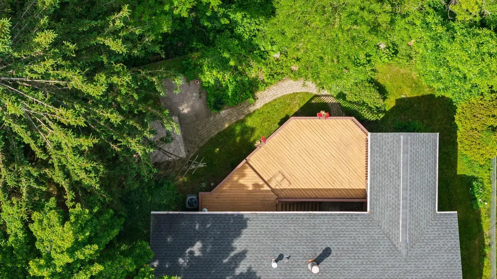 792 Knollwood Court Saline City MI 48176