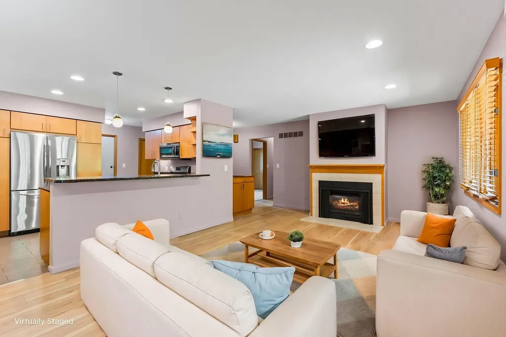 792 Knollwood Court Saline City MI 48176
