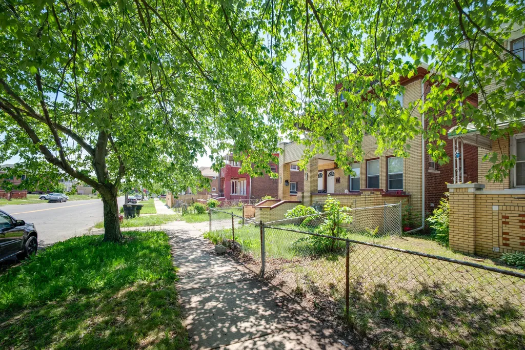 9313 Broadstreet Avenue Detroit City MI 48204