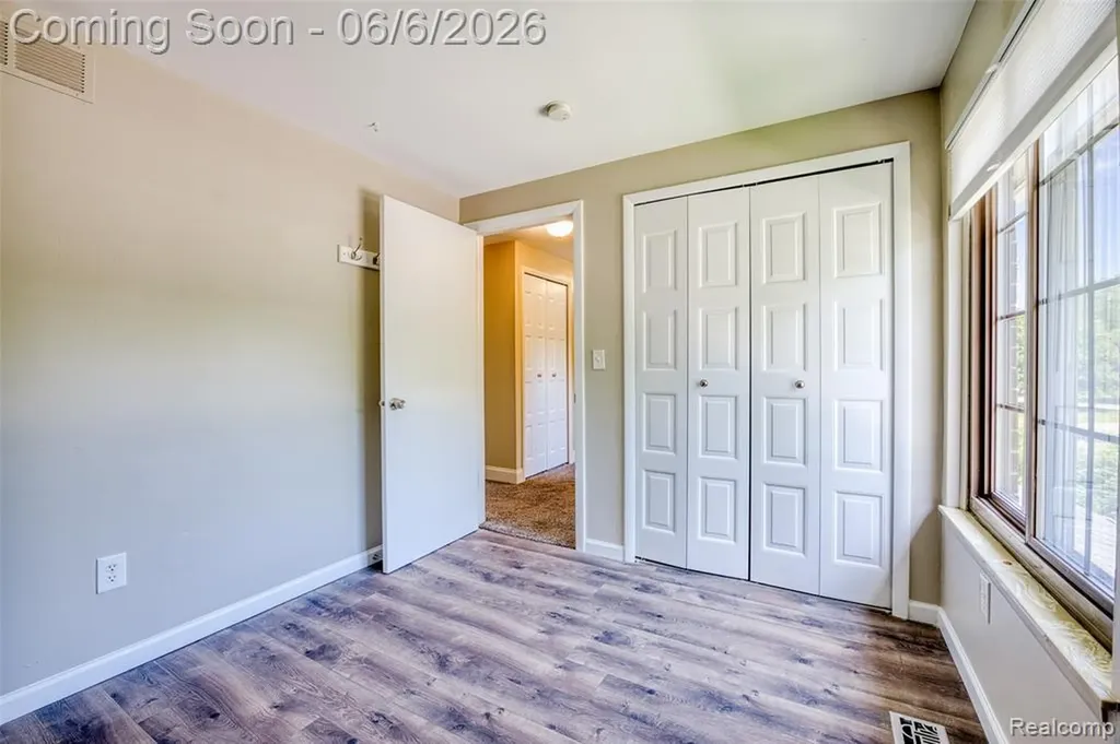 1787 Sheffield Drive Superior Charter Township MI 48198