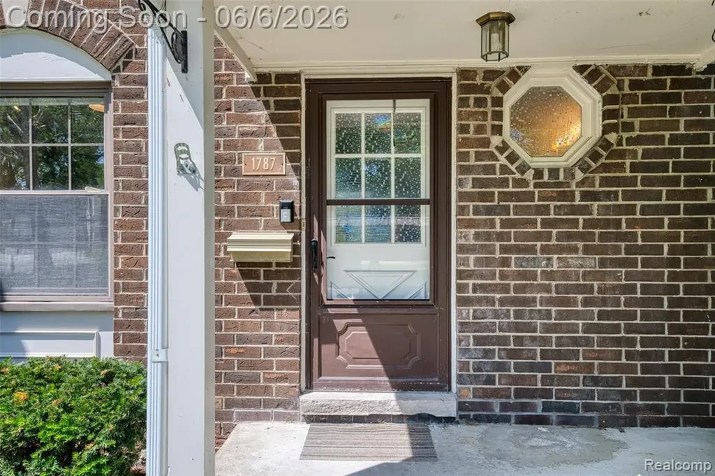 1787 Sheffield Drive Superior Charter Township MI 48198