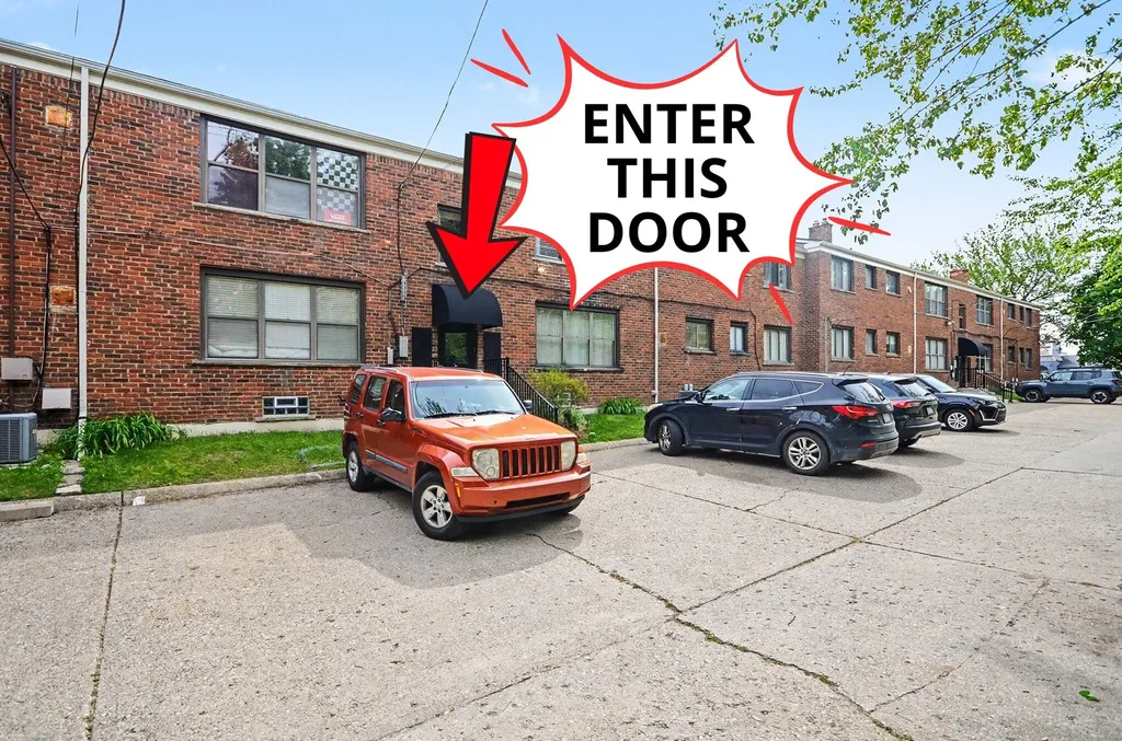 25749 Woodward Avenue Royal Oak City MI 48067