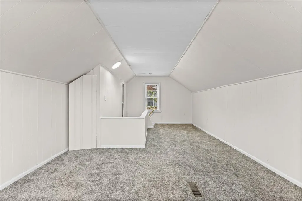 19549 Barlow Street Detroit City MI 48205