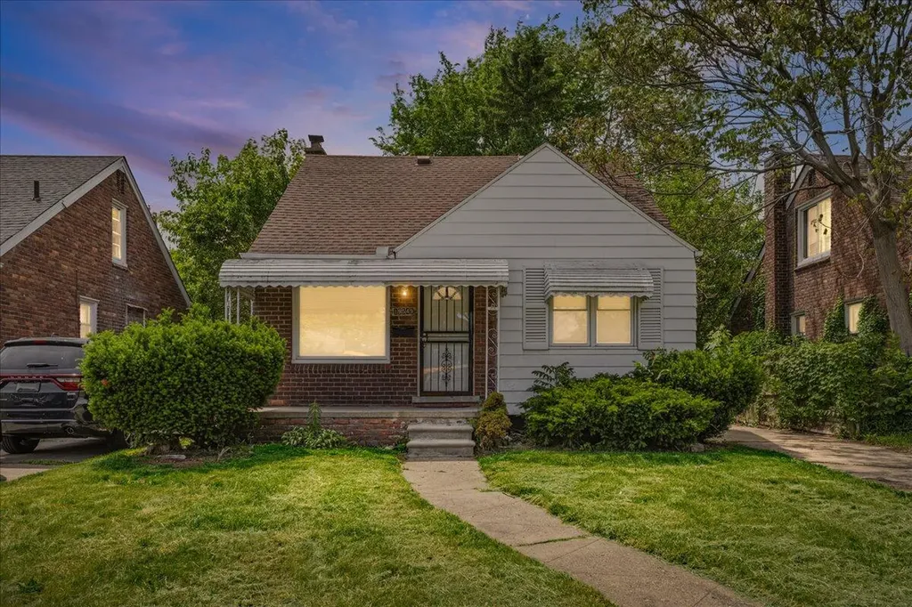 19549 Barlow Street Detroit City MI 48205