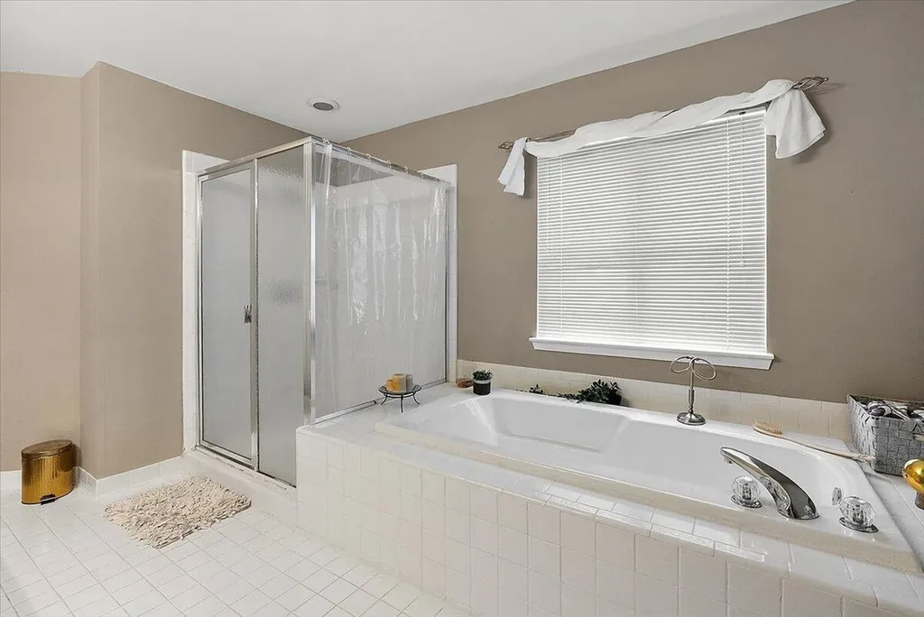 29301 Morningview Street Farmington Hills City MI 48331