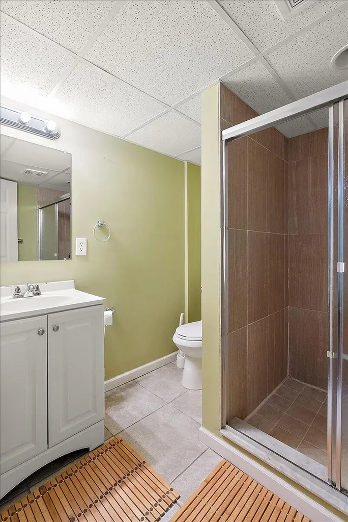 29301 Morningview Street Farmington Hills City MI 48331