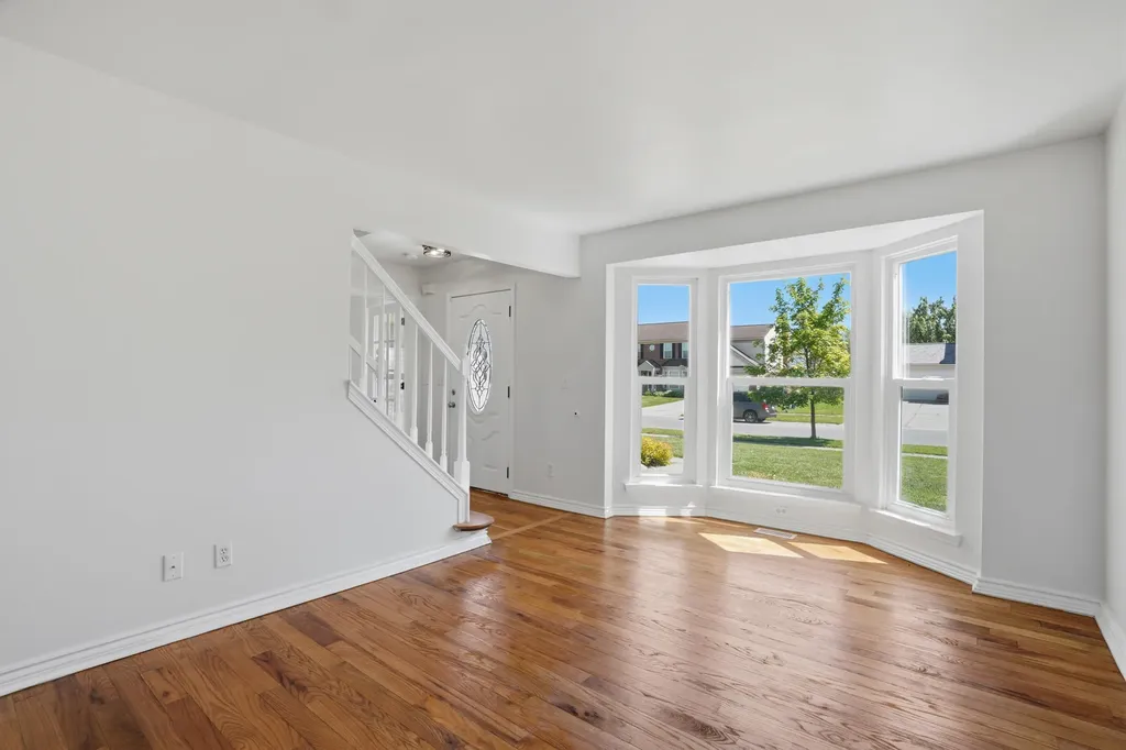 44890 Greenwood Drive Van Buren Charter Township MI 48111