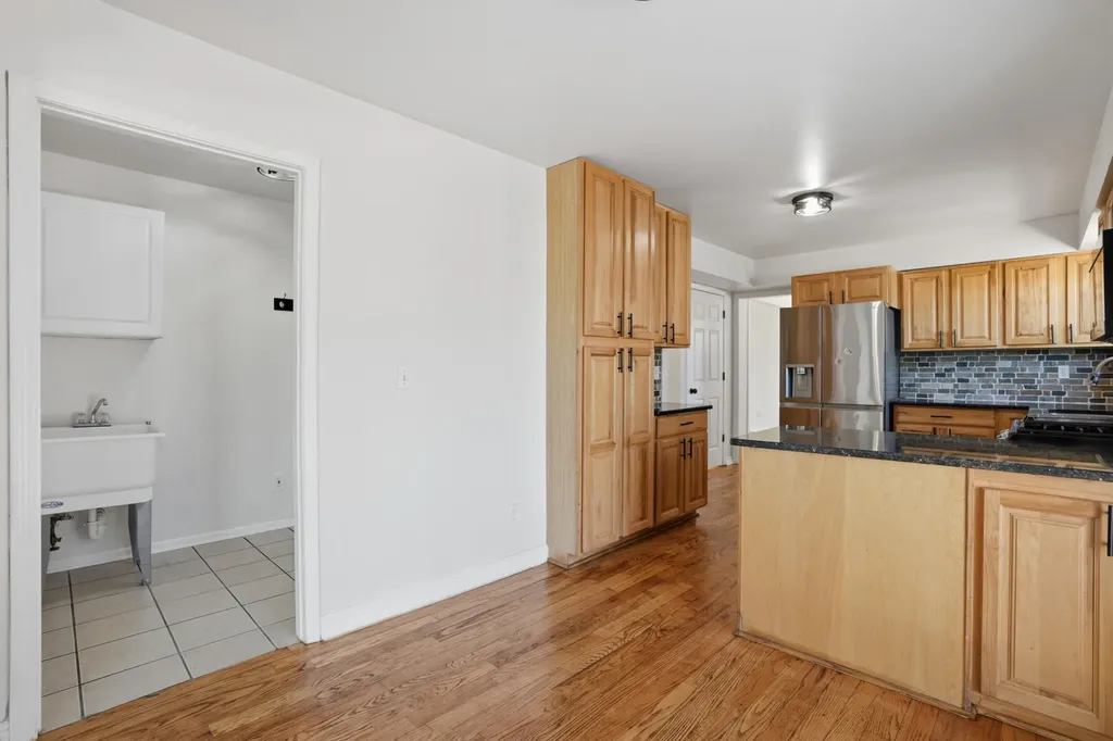 44890 Greenwood Drive Van Buren Charter Township MI 48111